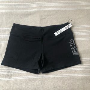 IAB 3-INCH NO-RIDE JET BLACK ARROWS